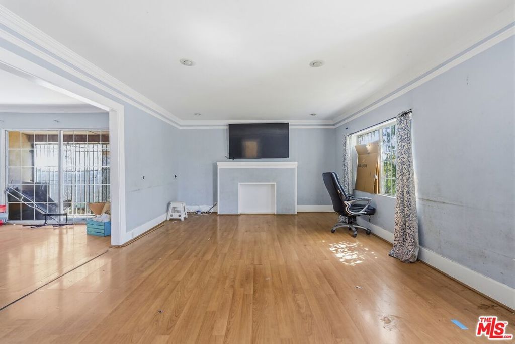 Photo of 20506 Catalina Street, Torrance, CA 90502 (MLS # 26792963)
