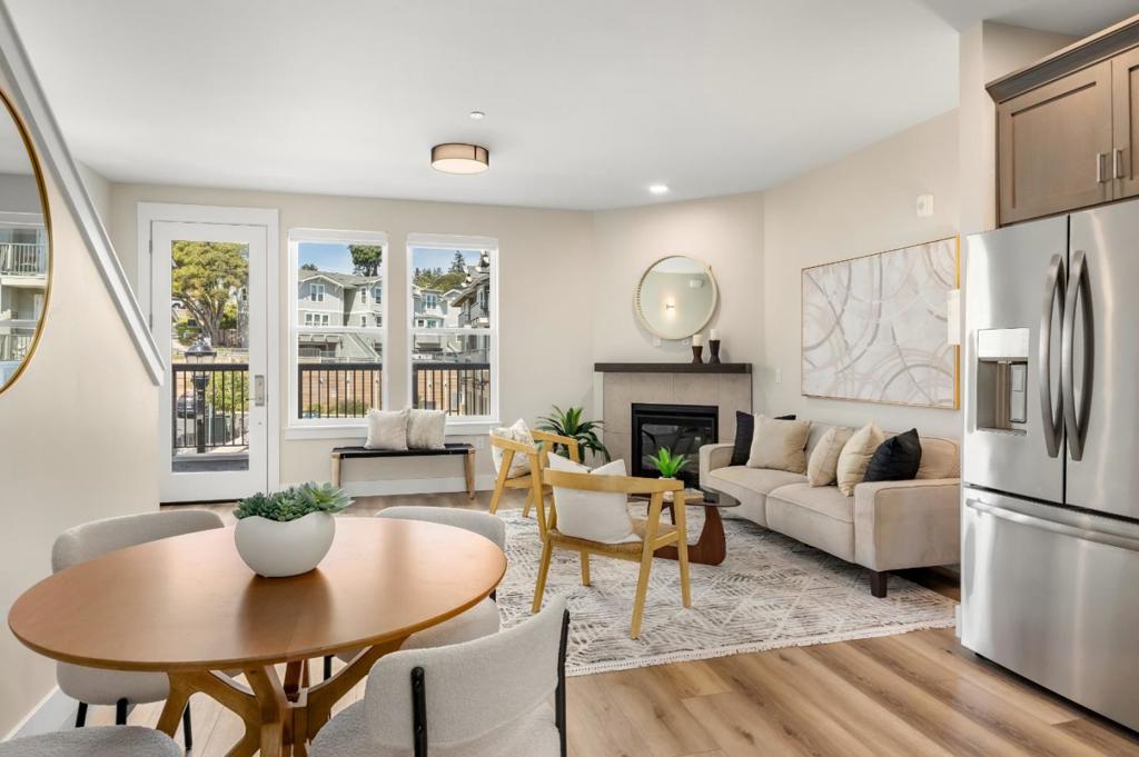 126 Aptos Village Way 3, Aptos CA 95003