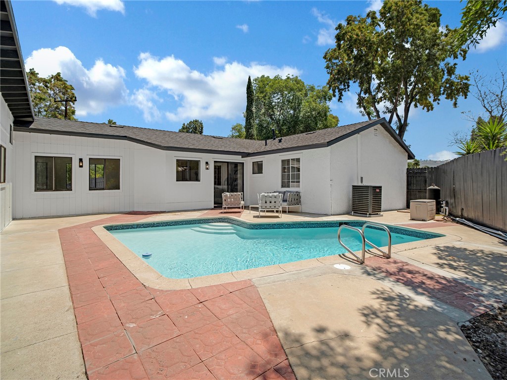 Conejo Country Homes (500) - Residential Lease