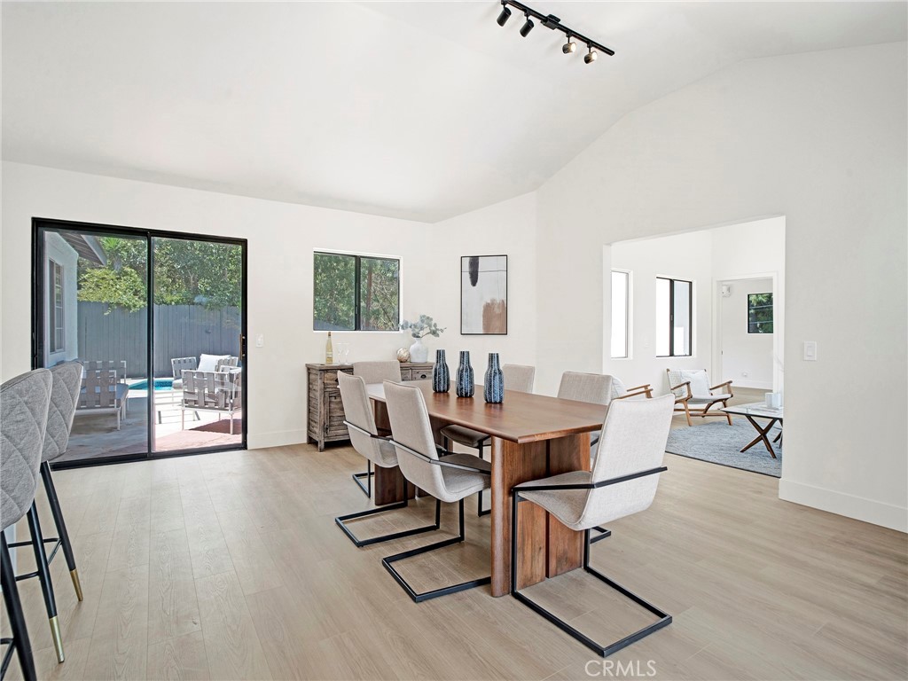 Conejo Country Homes (500) - Residential Lease