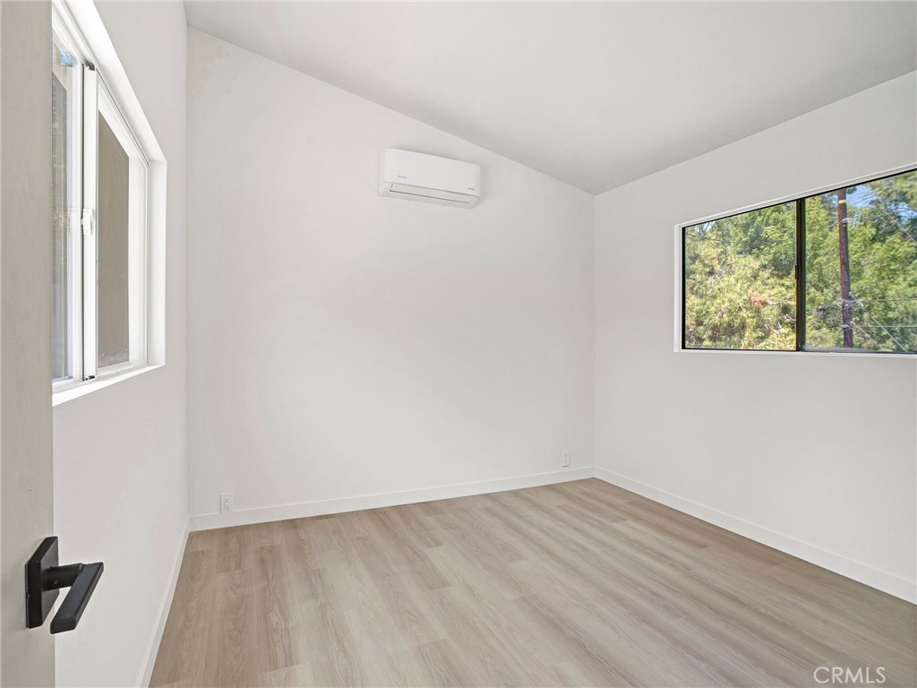 Conejo Country Homes (500) - Residential Lease