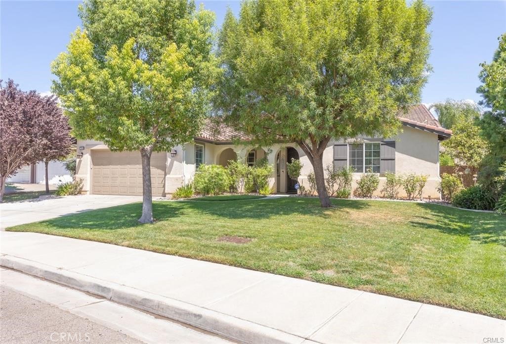 27840 Pointe Breeze Drive
