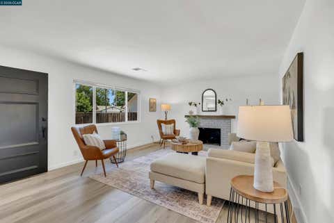 Photo of 3573 Falcon Drive Dr, Concord, CA 94520 (MLS # 41137733)