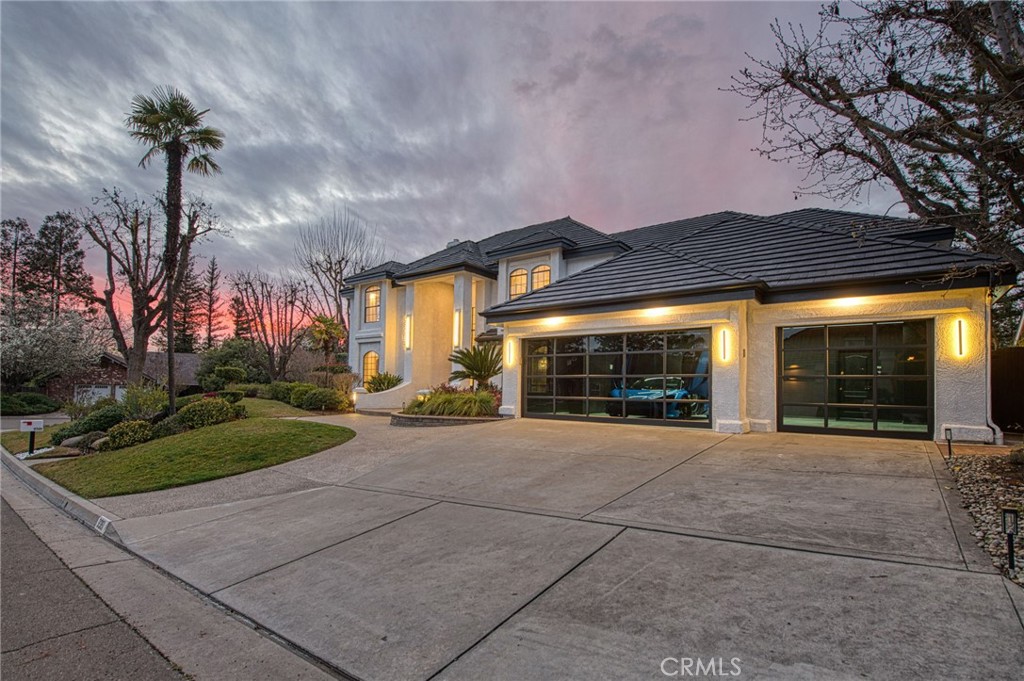 9381 N Woodmont Drive