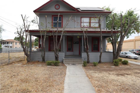 Photo of 3907 Chestnut Street, Riverside, CA 92501 (MLS # CV26154856)