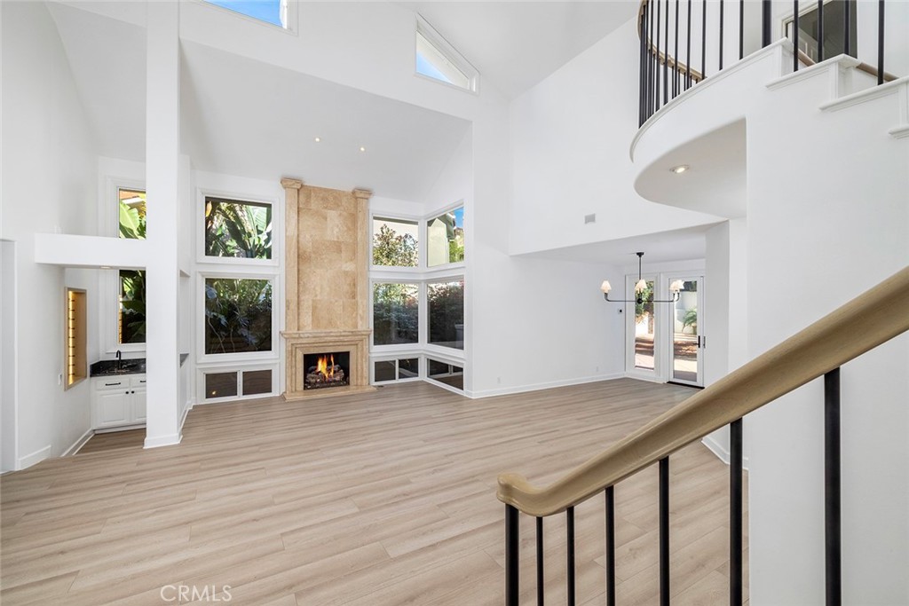 6 Harbor Pointe Drive