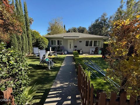 Photo of 154 S Grand Oaks Avenue, Pasadena, CA (MLS # P1-25335)