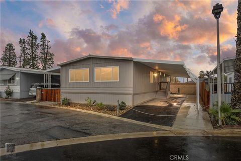 Photo of 335 Hickorywood Lane, Bakersfield, CA 93308 (MLS # PI26024089)