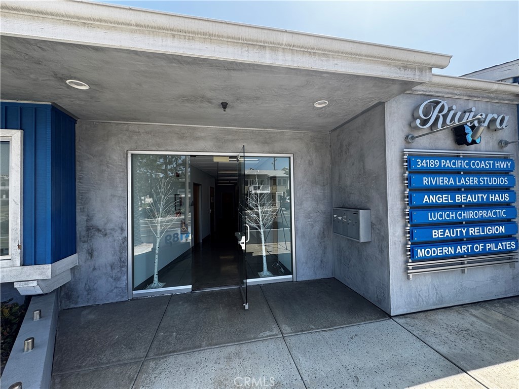 34189 Pacific Coast 204