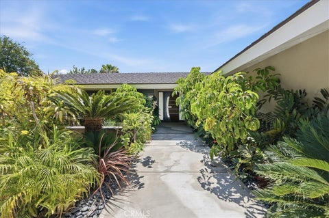 Photo of 931 Rancho Cir CIR, Fullerton, CA 92835 (MLS # IV26208150)
