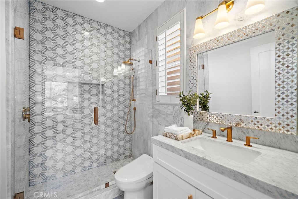 7 Suprema, Newport Coast CA 92657 - Photo 34