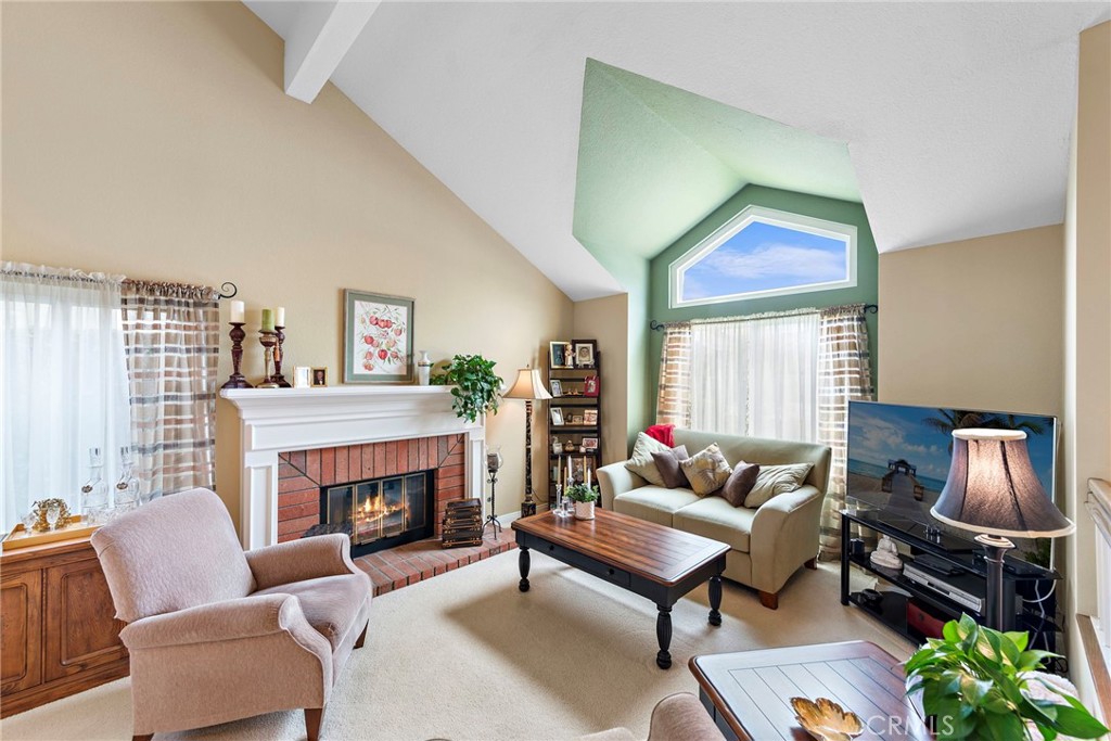 28811 Walnut