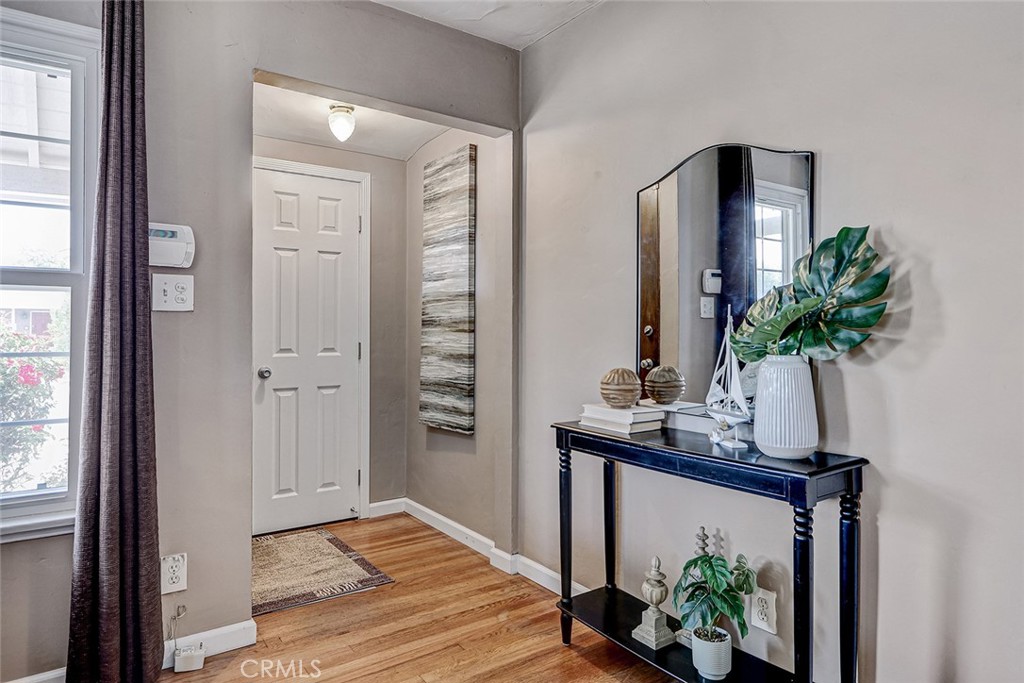 5456 W 118th Place