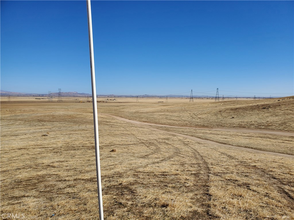 2 AC Ave E4 Avenue