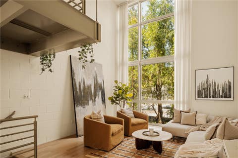 Photo of 3450 Cahuenga BLVD W #907, Los Angeles, CA 90068 (MLS # SR26150014)