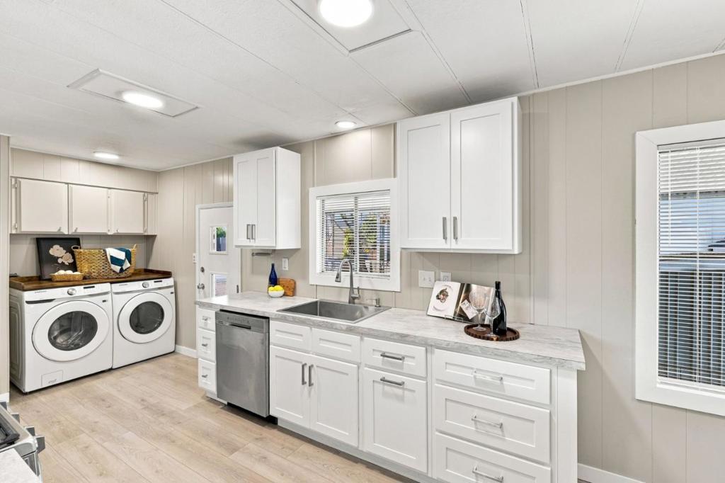 2395 Delaware Avenue 85