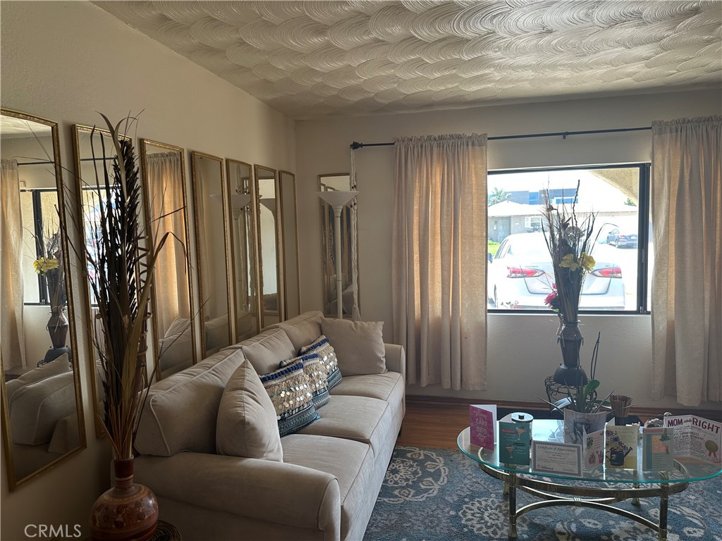 314 W Manzanita Street