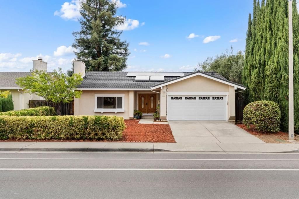 Photo of 959 Reed Avenue, Sunnyvale, CA 94086 (MLS # ML82023771)