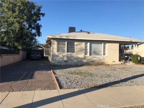 612 E Kimball Avenue Hemet CA 92543