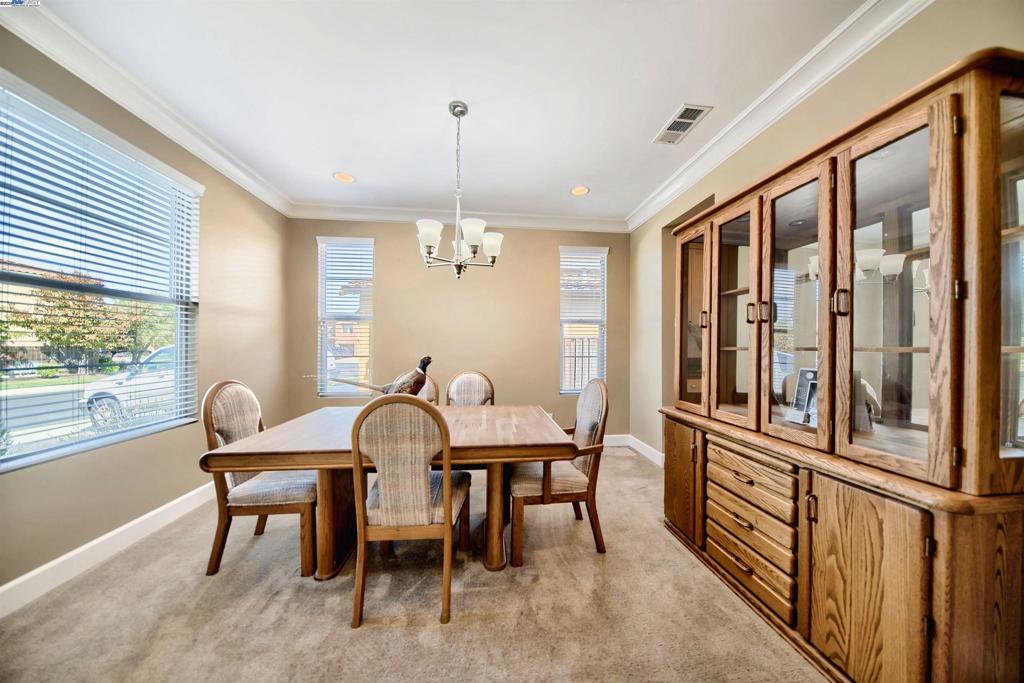 OAKWOOD SHORES - Residential