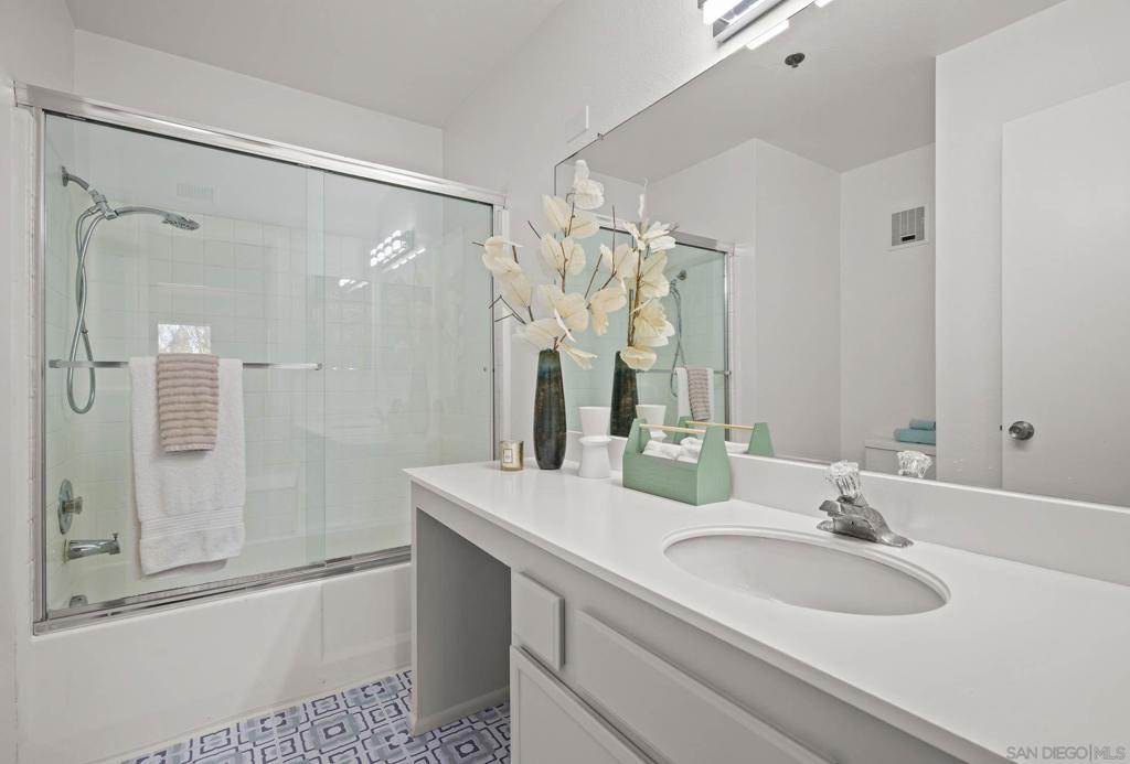 College Grove - Residential