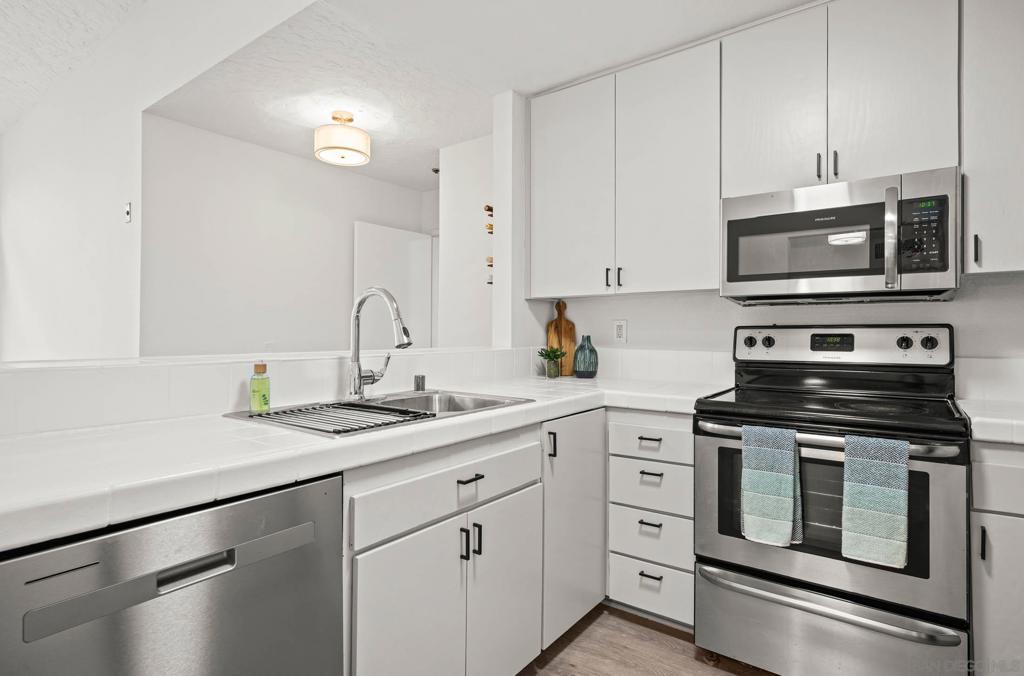 College Grove - Residential