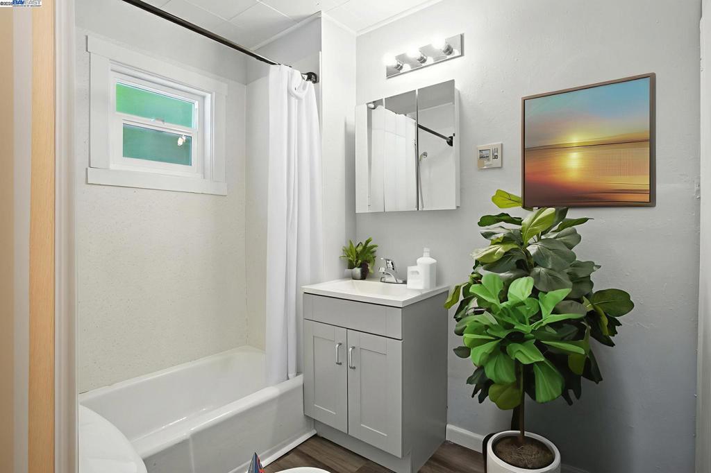 Not Listed - Residential