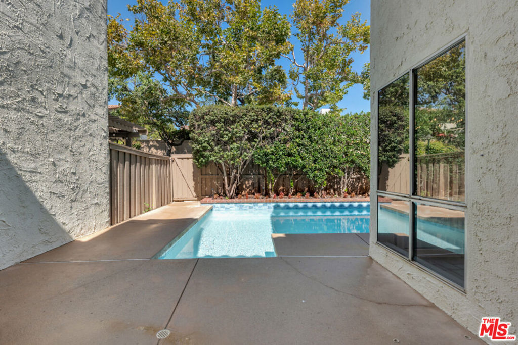 Racquet Club Villas (317) - Residential