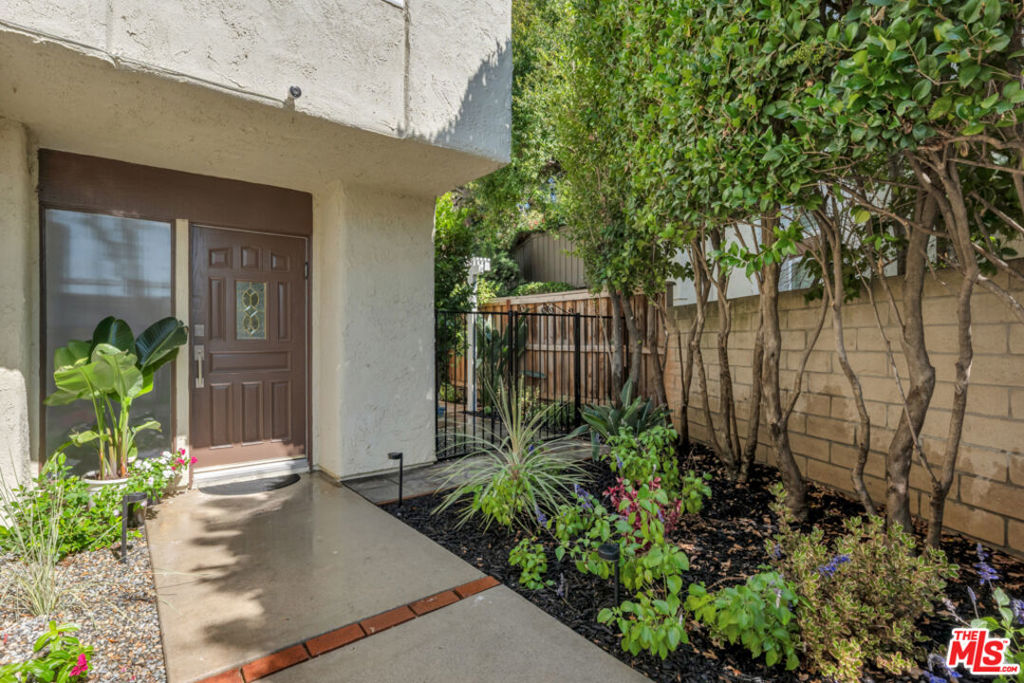 Racquet Club Villas (317) - Residential