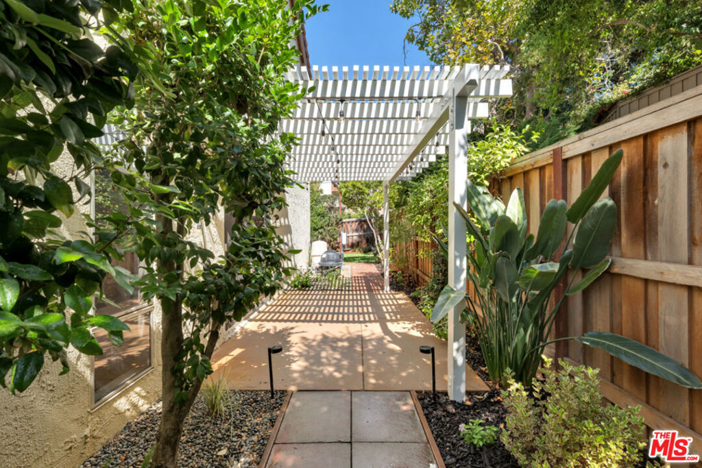 Racquet Club Villas (317) - Residential