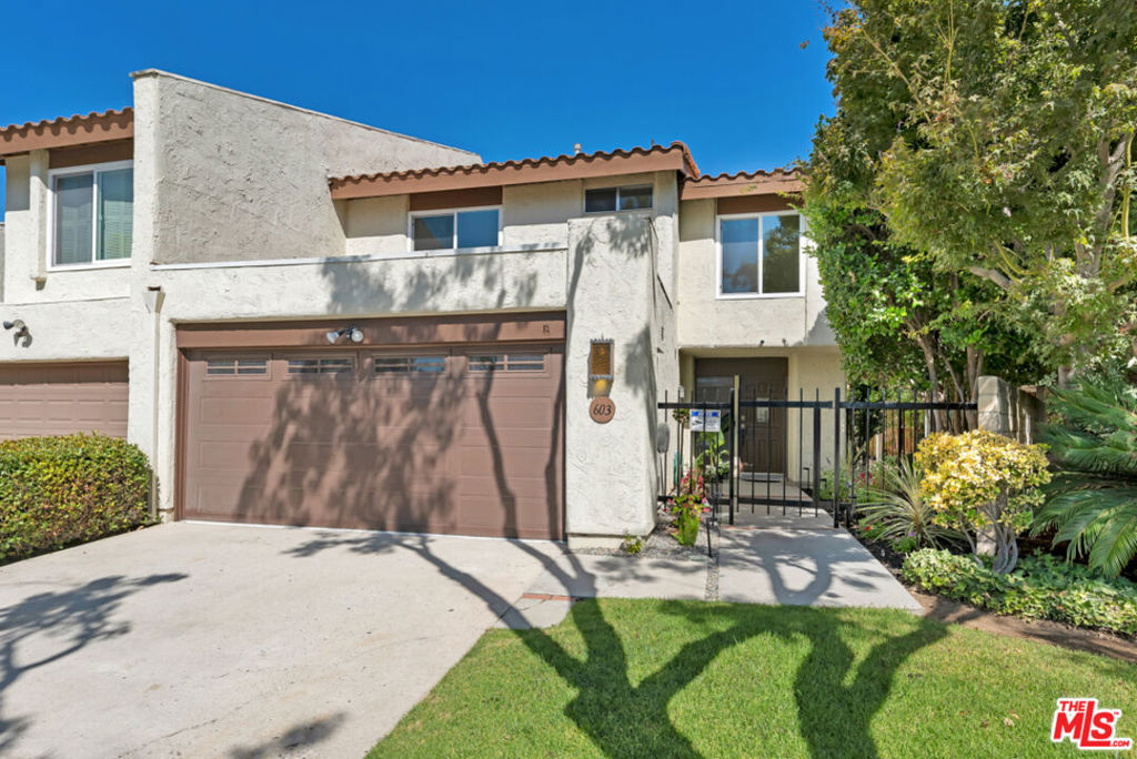 Racquet Club Villas (317) - Residential