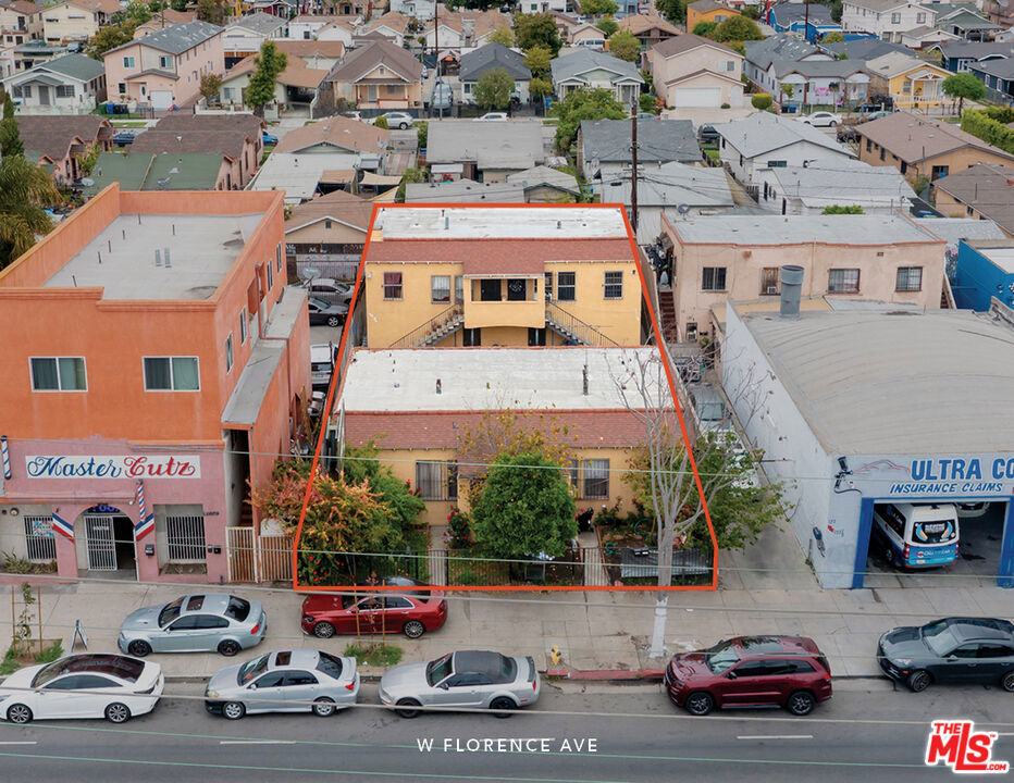 139 W Florence Avenue