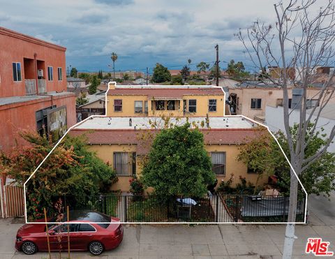 Photo of 139 W Florence Avenue, Los Angeles, CA 90003 (MLS # 26810567)