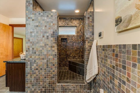 Tiny photo for 550 Vine ST, Los Osos, CA 93402 (MLS # SC26170897)