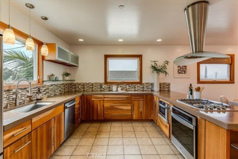 Tiny photo for 550 Vine ST, Los Osos, CA 93402 (MLS # SC26170897)