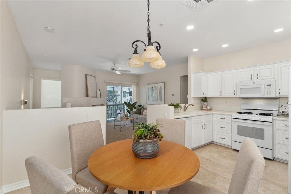 25 Coronado Cay, Aliso Viejo CA 92656 - Photo 6