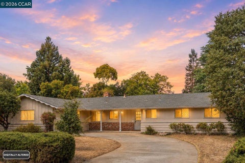 Photo of 1013 Panadero Way WAY, Clayton, CA 94517 (MLS # 41146560)