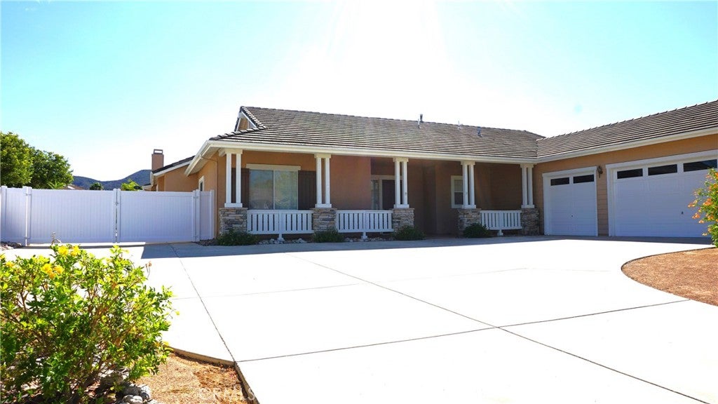 42144 Santa Fe Trail