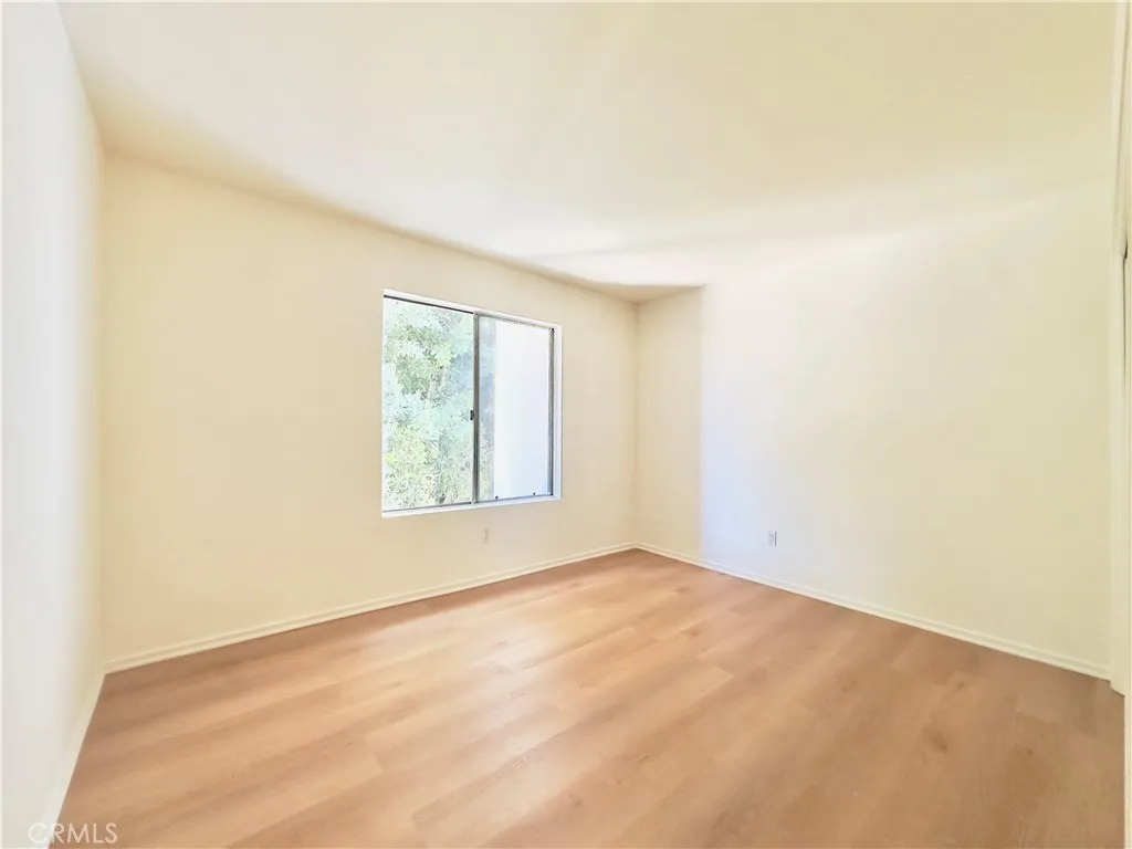 Los Feliz, California 90027, United States, 5 Bedrooms Bedrooms, ,3 BathroomsBathrooms,Residential,Active,230530