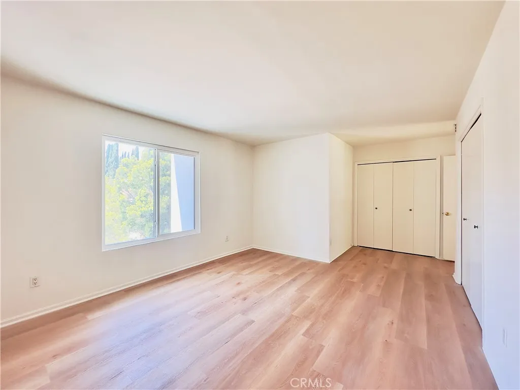 Los Feliz, California 90027, United States, 5 Bedrooms Bedrooms, ,3 BathroomsBathrooms,Residential,Active,230530