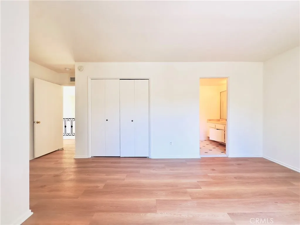 Los Feliz, California 90027, United States, 5 Bedrooms Bedrooms, ,3 BathroomsBathrooms,Residential,Active,230530