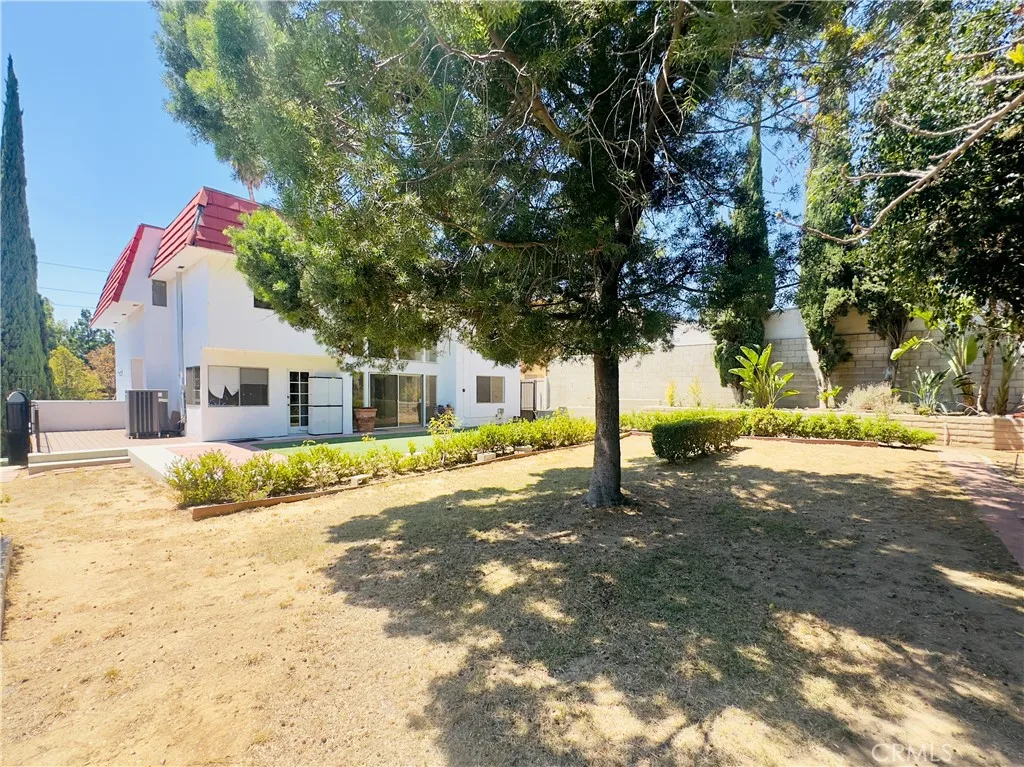 Los Feliz, California 90027, United States, 5 Bedrooms Bedrooms, ,3 BathroomsBathrooms,Residential,Active,230530