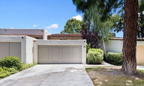 45 Oaktree Ln Rolling Hills Estates CA 90274