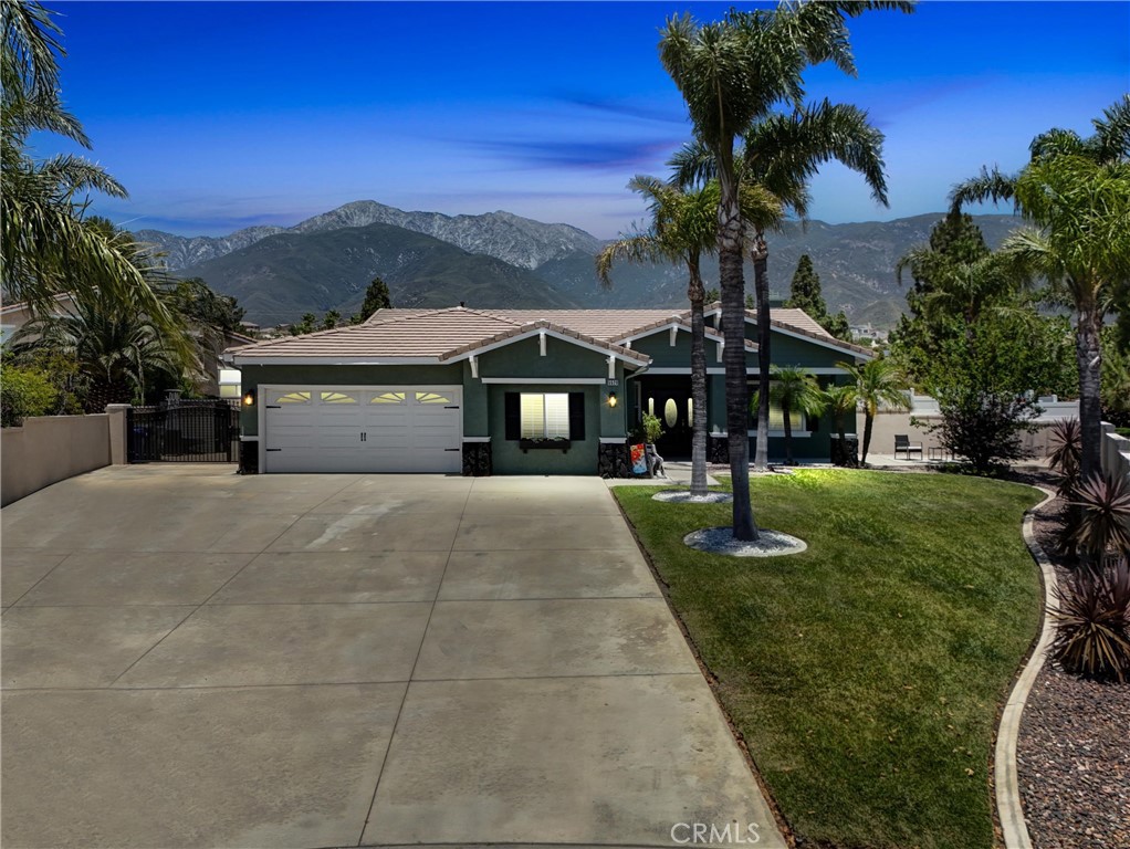 5520 Meadowbrook Court