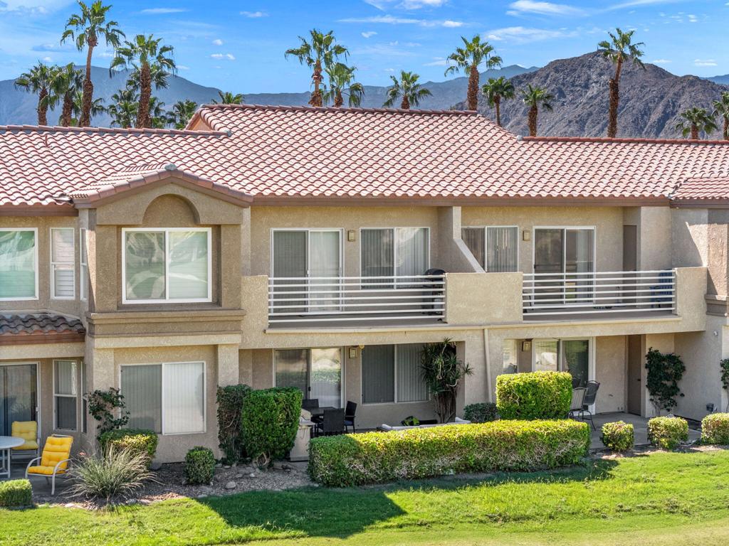 Palm Royale - Residential