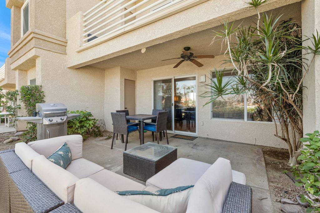 Palm Royale - Residential
