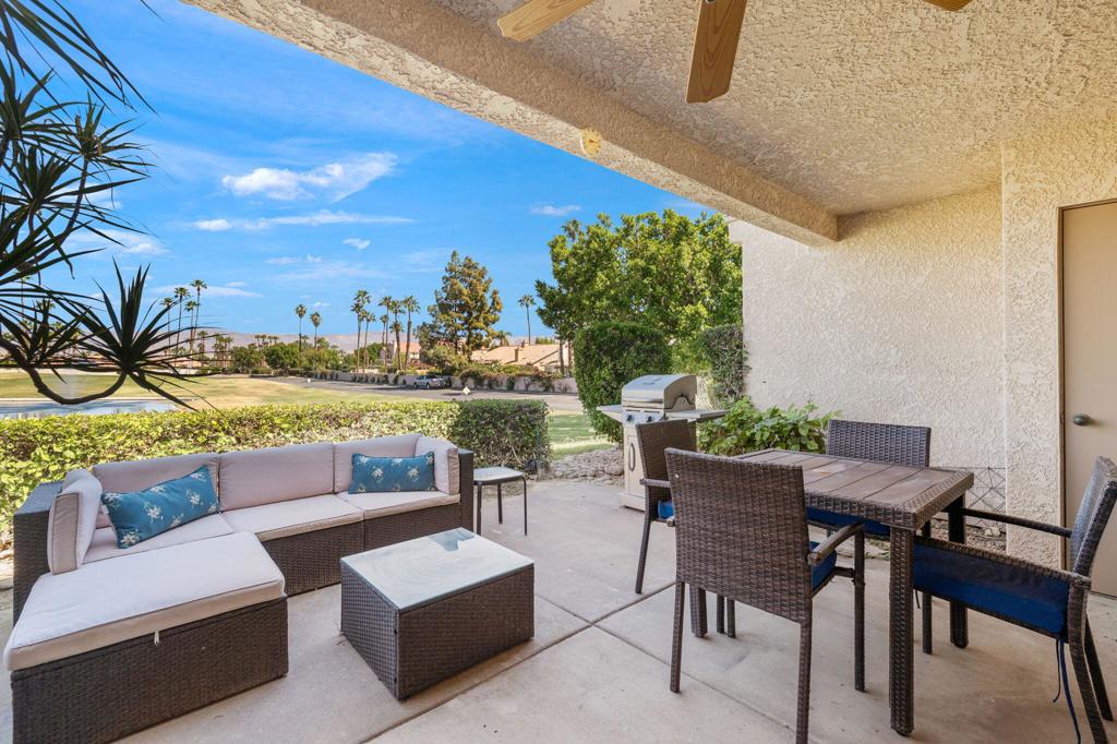 Palm Royale - Residential