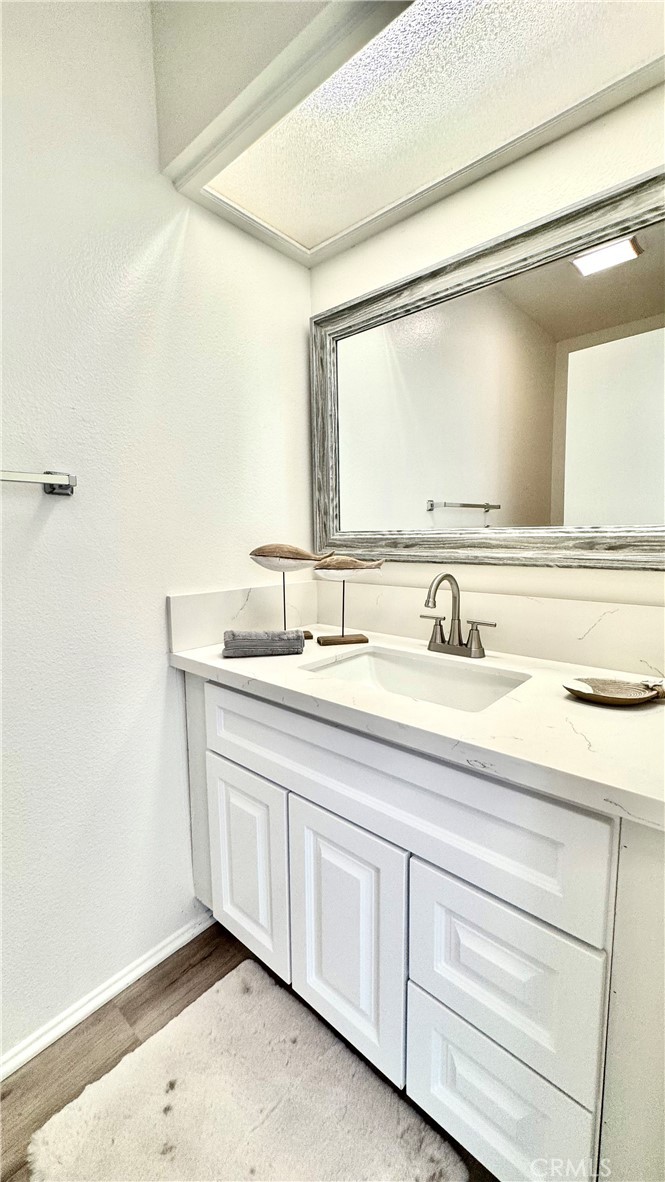 3101 Plaza Del Amo 18