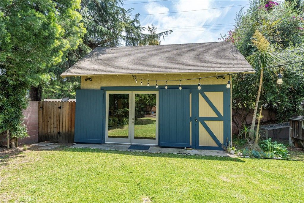 listing image 130724282601484097069