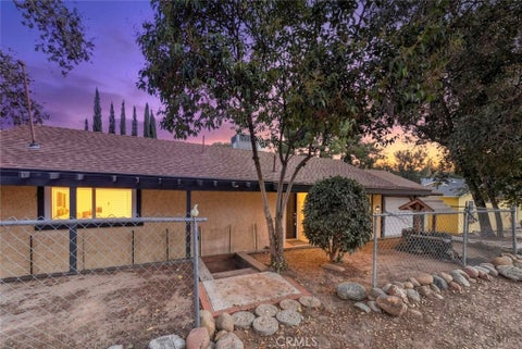 Photo of 826 Katherine Road, Simi Valley, CA 93063 (MLS # DW26190597)